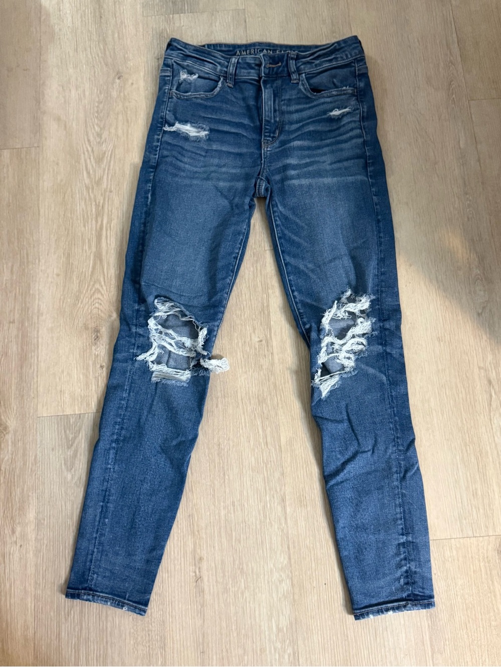 American Eagle Women's Skinny Jeans Distressed Blue Size 6